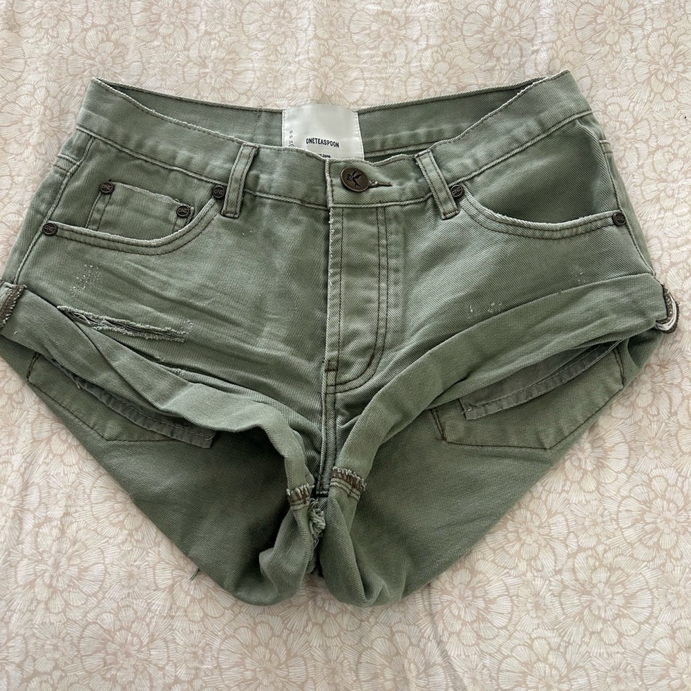 One Teaspoon Bandit Military Khaki Jean Shorts (army green)